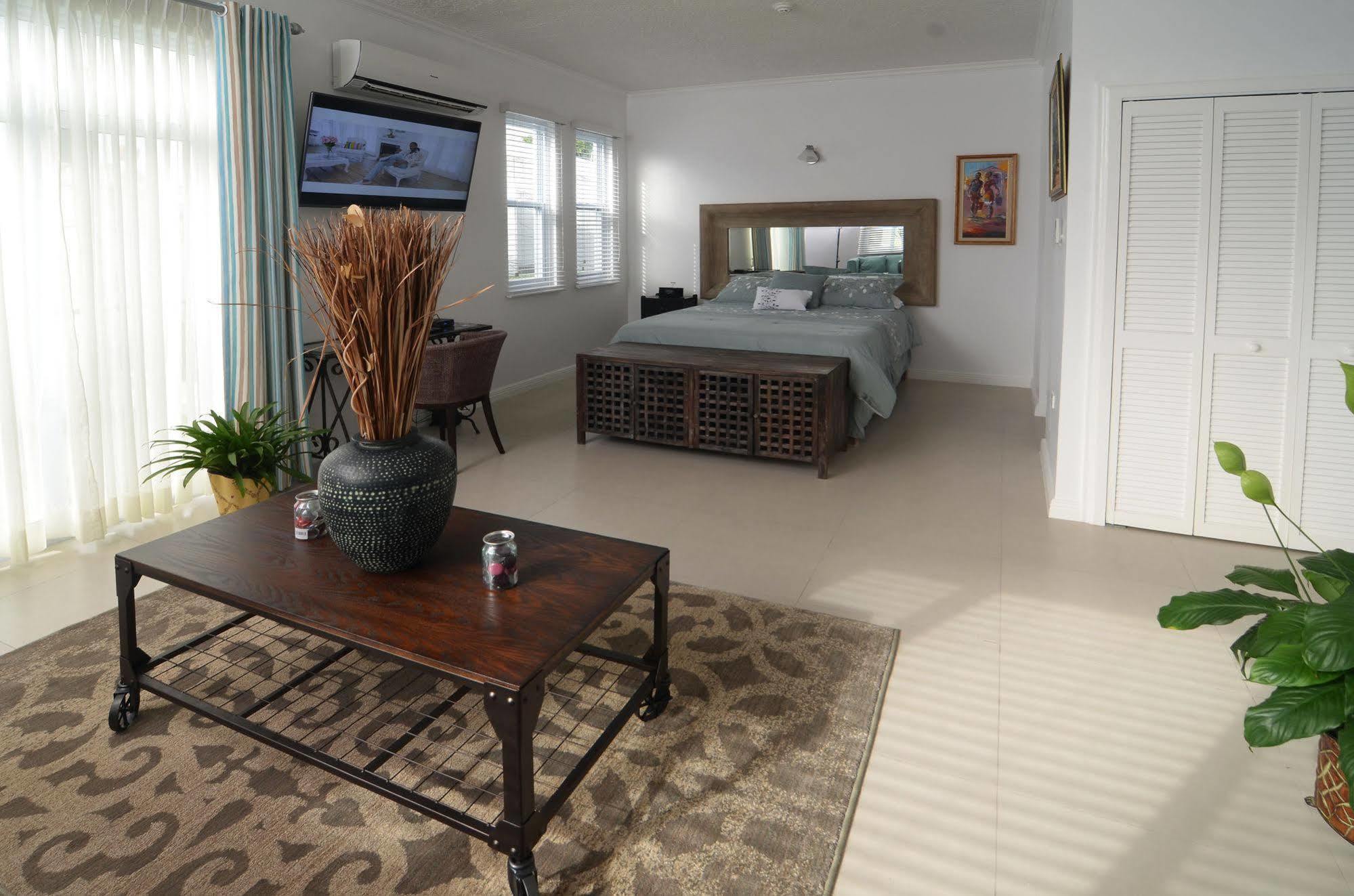 Kingsway New Kingston Guest Apartment II מראה חיצוני תמונה